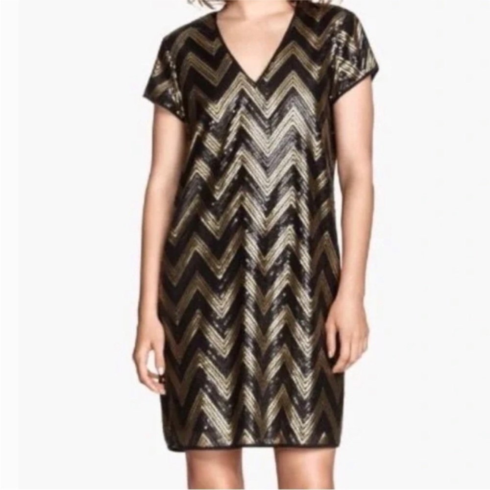 H&M Black & Gold sequin chevron mini dress V Neck Woman’s Size XS